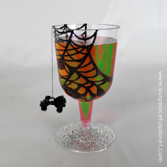 Set of 4 Wine Glasses with Spider Design Halloween Party Tableware 35x10cm