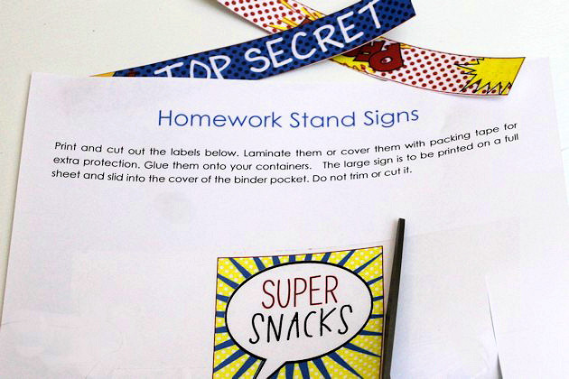 This portable desk makes the perfect homework helper & your kids will look forward to doing it! We've got three printable themes you can choose to inspire!