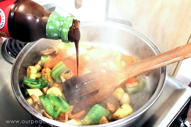 The best thing about this quick, yummy & healthy stir fry recipe is there's no measuring! Grab the veggies you like, some "special sauce" & your chopsticks!