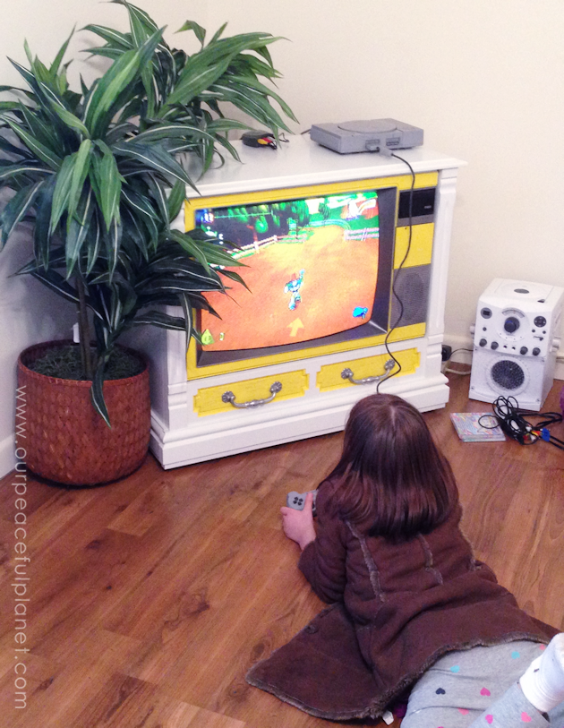 We'll show you how we took an old working console TV and turned it into a piece of art with nothing more than some paint! It made a perfect gaming TV!