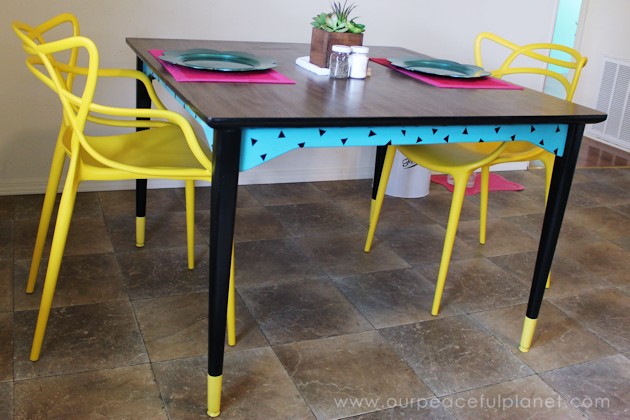 Don't throw away that old furniture! All you need is a little paint and you've got a Modern Geometric Painted Dining Table! Amazing transformation isn't it?