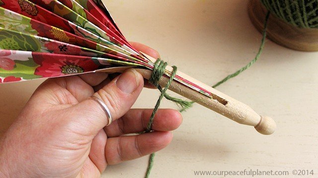 Paper Clothes Pin Hand Fan Tutorial-6